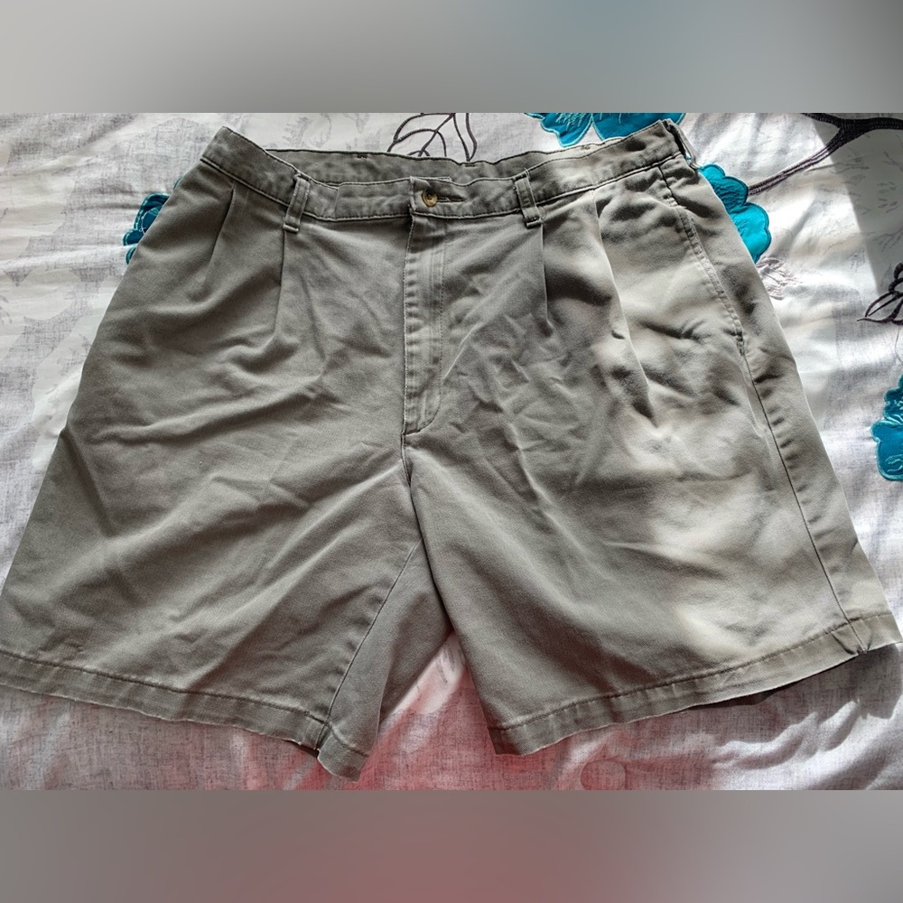 Men’s Timber Creek cargo shorts by Wrangler